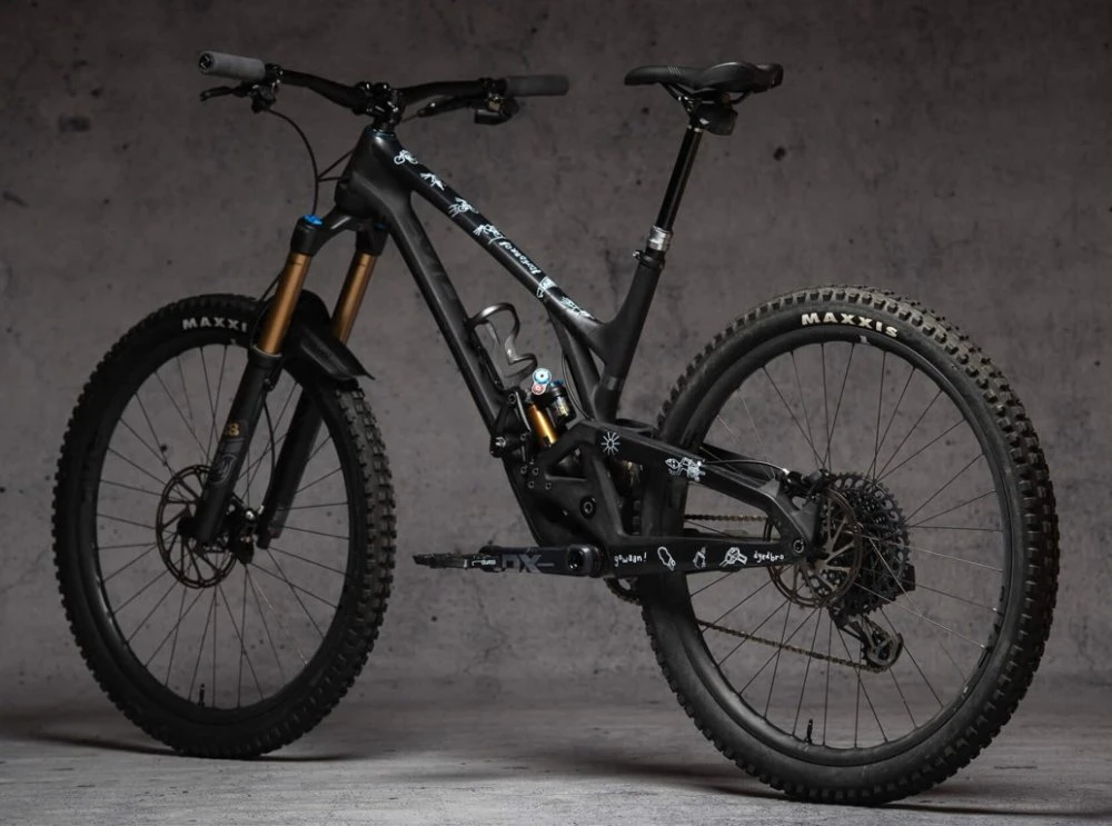 Dyedbro Gowaan White Matt 4 Dyedbro Gowaan White Matt - Image 4