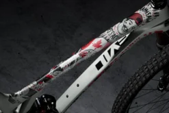 Dyedbro Chainsaw Black Red Matt